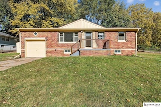 4604 Saratoga St, Omaha, NE 68104