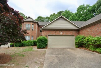 1113 Devonshire Dr, Trent Woods, NC 28562