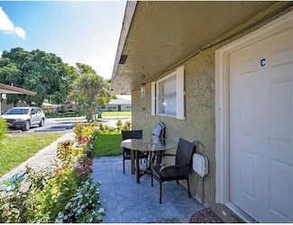 581 Kathy Ln Unit B, Margate, FL 33068