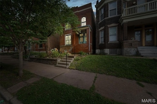 3912 Shenandoah Ave, Saint Louis, MO 63110