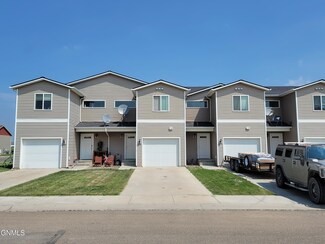 817 3rd St NW, Sidney, MT 59270