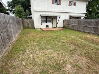 201a W Mink St, Willis, TX 77378