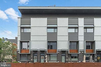 1124 N American St Unit 8, Philadelphia, PA 19123