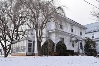 73 Kinsey St, Montgomery, PA 17752