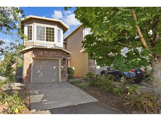 3833 SW Troy St, Portland, OR 97219