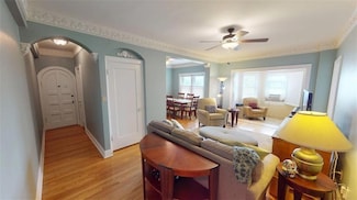 309 Emanuel Cleaver II Blvd Unit 504, Kansas City, MO 64112