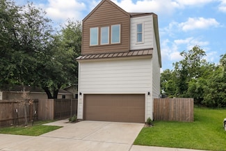 1411 E 34th St, Houston, TX 77022