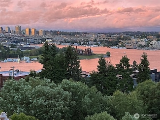 2400 Aurora Ave N Unit 202, Seattle, WA 98109