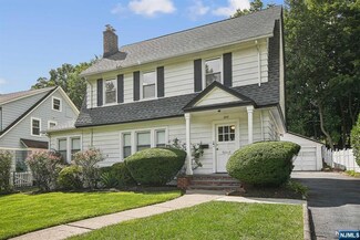 258 Grove St, Montclair, NJ 07042