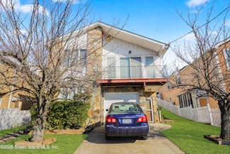 979 Hylan Blvd, Staten Island, NY 10305