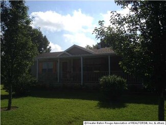 179 Collingswood Dr, Slaughter, LA 70777