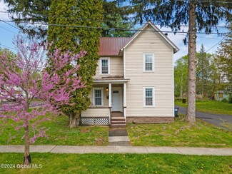107 Mallard Ln, Cobleskill, NY 12043