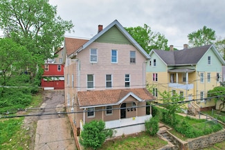 55 Lounsbury Ave, Waterbury, CT 06706