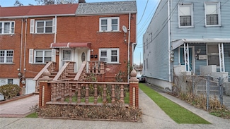 2934 Throop Ave, Bronx, NY 10469