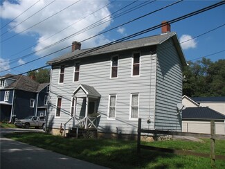 101 Stauffer St, Dawson, PA 15428