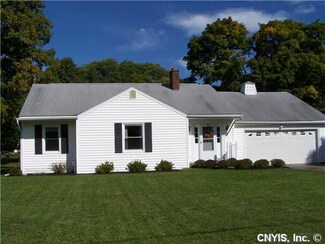 111 MacCollum Rd, Elbridge, NY 13060