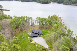 100 Bradley Shore Rd, Newcastle, ME 04553