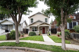 233 N College Ave, Fresno, CA 93701