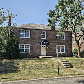 1147 S Cassingham Rd Unit A-B-C-D, Columbus, OH 43209