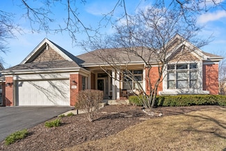 3 Medinah Ct, Lake In the Hills, IL 60156