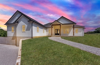 19657 Mather Rd, Sedalia, MO 65301