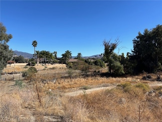 26185 Pleasant St, Hemet, CA 92544