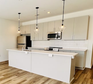 707 26th Ave N Unit 207, Nashville, TN 37208