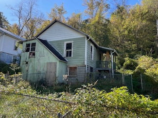 1806 Davis Cir, Charleston, WV 25387