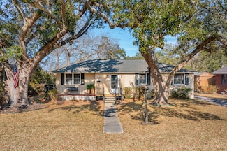 728 N Godfrey Park Place, Charleston, SC 29407
