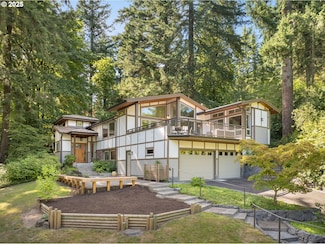 1325 SW Upland Dr, Portland, OR 97221