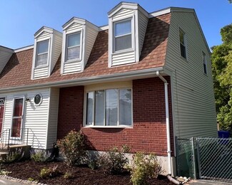 35 Marsh Dr Unit B, Taunton, MA 02780