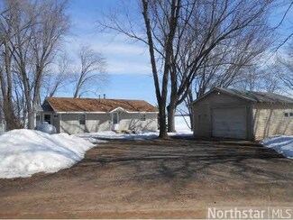 2400 Crest Way, Rush City, MN 55069