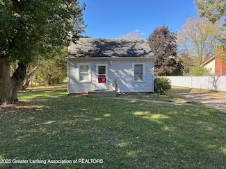 5330 Starr Ave, Lansing, MI 48911