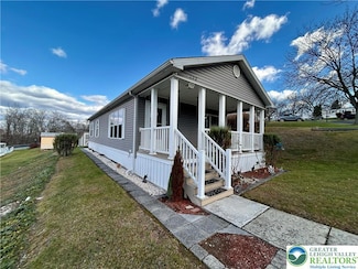 203 Independence Way, Mount Bethel, PA 18343