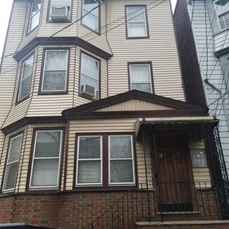37 Cortland St, Newark, NJ 07105