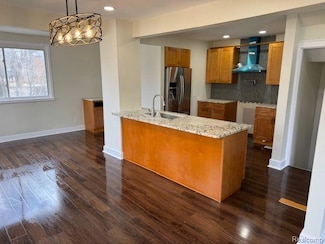 18238 Santa Rosa Dr, Detroit, MI 48221