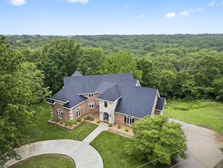 95 Highland Ct, Strafford, MO 65757