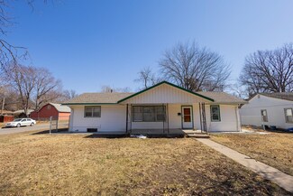 1702 S Edgemoor St, Wichita, KS 67218
