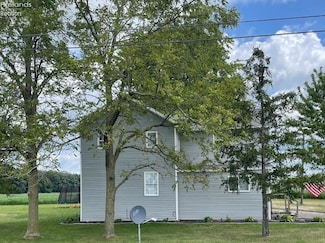 4824 Bloomdale Rd, Bloomdale, OH 44817