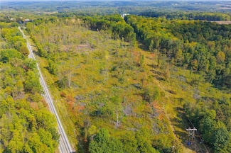 5673 Perry Hwy, Volant, PA 16156