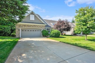 8842 Oakland Hills Cir, Portage, MI 49024