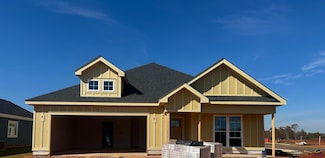 121 Saraland Trail, Perry, GA 31069