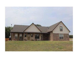 Rt 1 Box 102 E, Geary, OK 73040