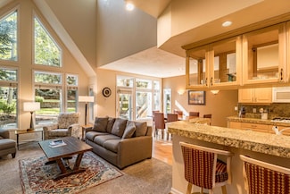 57022 Peppermill Cir Unit 21-C, Sunriver, OR 97707
