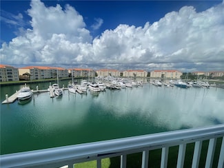 9 Harbour Isle Dr E Unit PH01, Fort Pierce, FL 34949