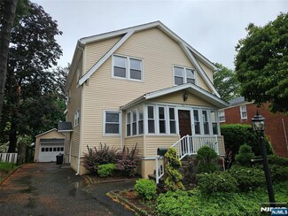 316 Harold Ave, Leonia, NJ 07605