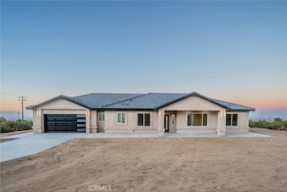 1112 Hollister Rd, Piñon Hills, CA 92372
