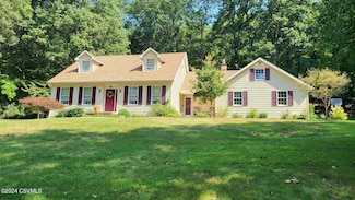 111 Maplewood Rd, Berwick, PA 18603