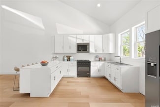 21 Montauk Hwy Unit 7, Westhampton, NY 11977