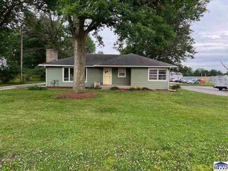 1519 E Springhill Dr, Terre Haute, IN 47802
